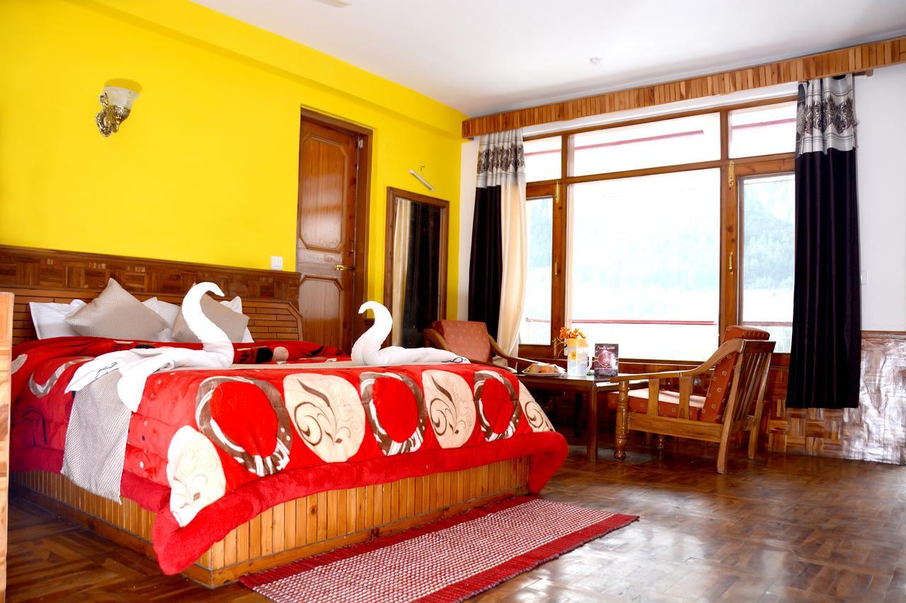 Hotel Rajhans Manali Extérieur photo