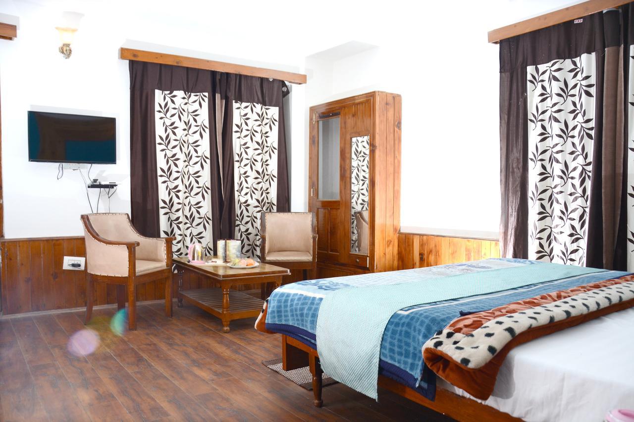 Hotel Rajhans Manali Extérieur photo